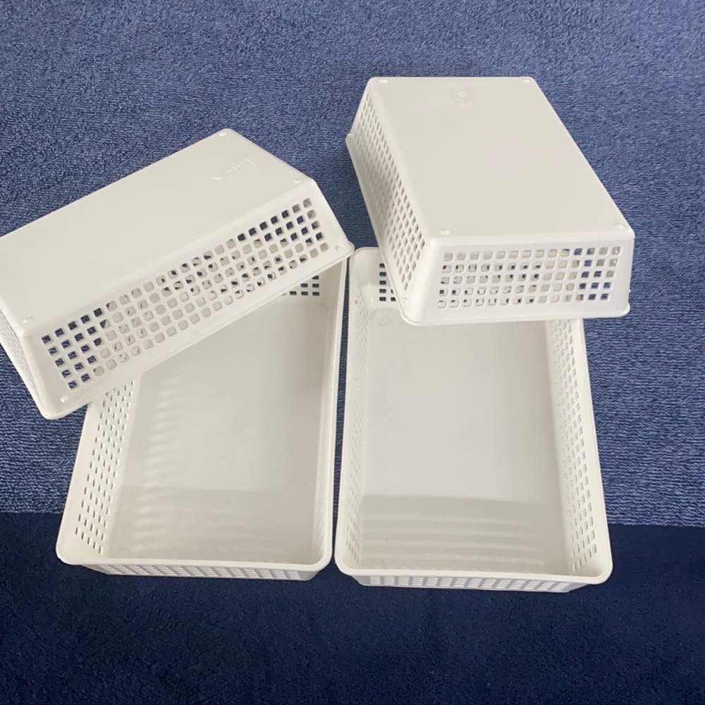 Plastic Tray/Basket - Picture 1 of 5